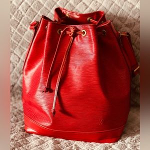 RED Authentic Louis Vuitton Epi Leather Petit Noe Shoulder Bag including COA